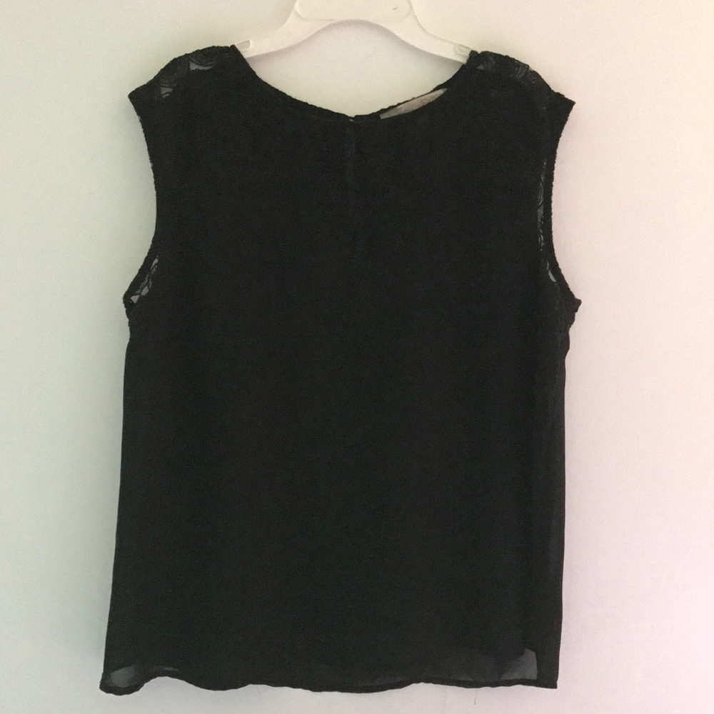 🔥PRICE DROP🔥Black lace shirt